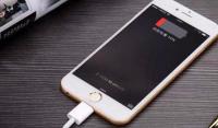 苹果承认限制老款iPhone性能称目的旨在减少耗电
